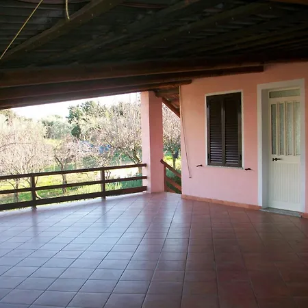 Bouganville Apartment Valledoria (Sardinia)
